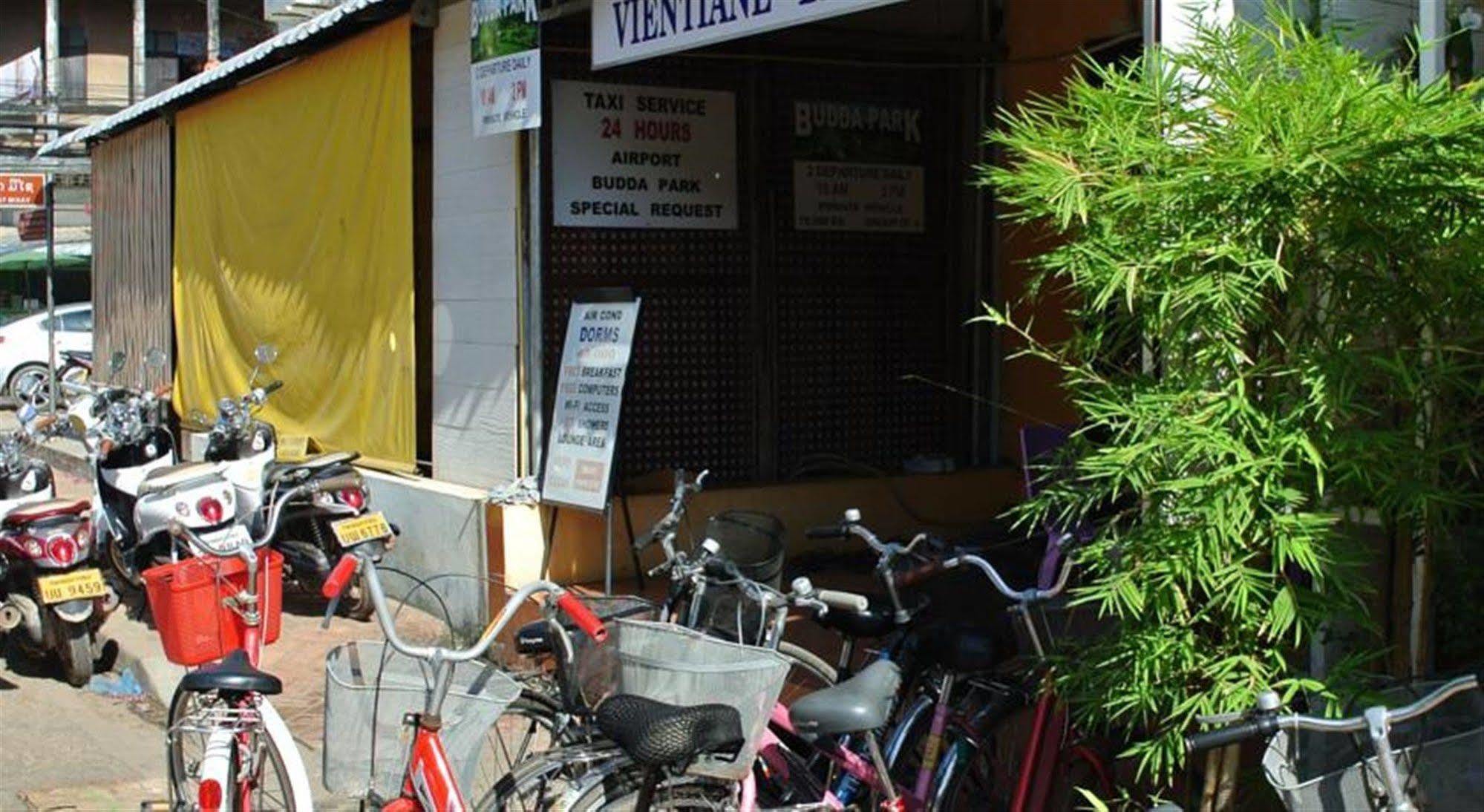 Vientiane Backpackers Hostel Exterior foto
